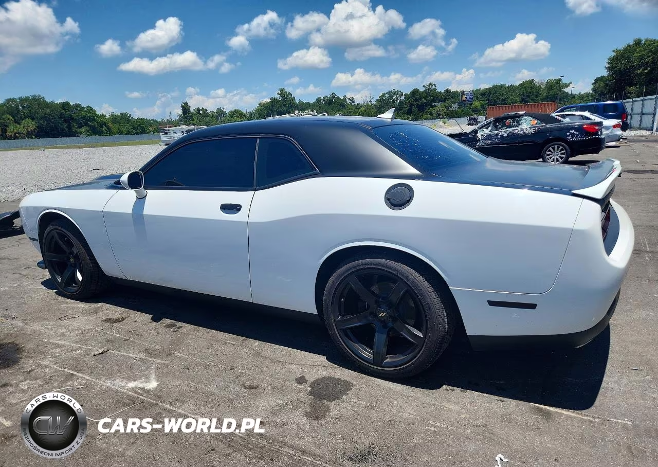 2019 Dodge Challenger R-T VIN:2C3CDZBT2KH759247 - 2