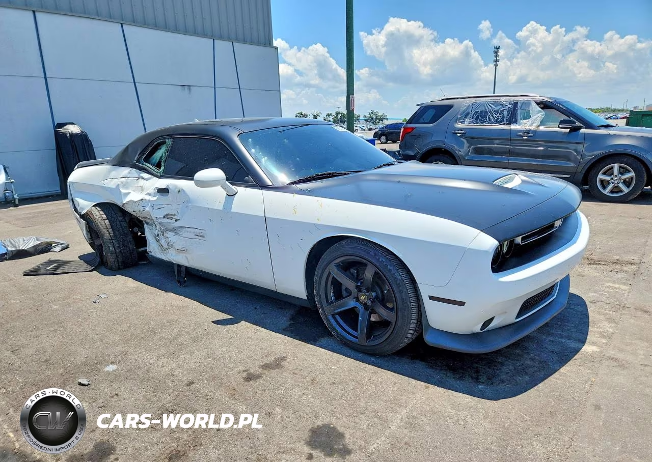2019 Dodge Challenger R-T VIN:2C3CDZBT2KH759247 - 4