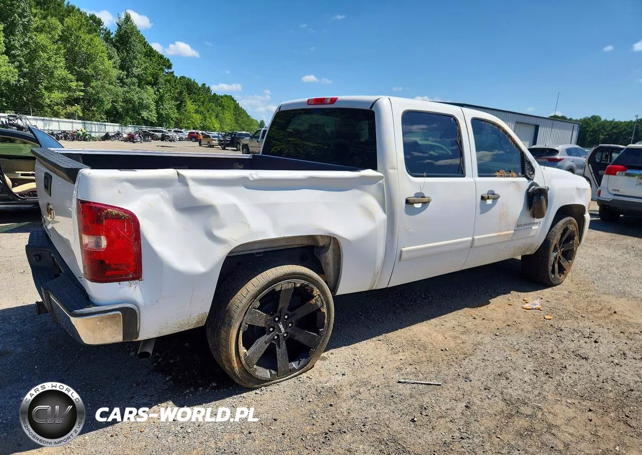 2008 Chevrolet Silverado C1500 VIN:2GCEC13C681114710 - 3