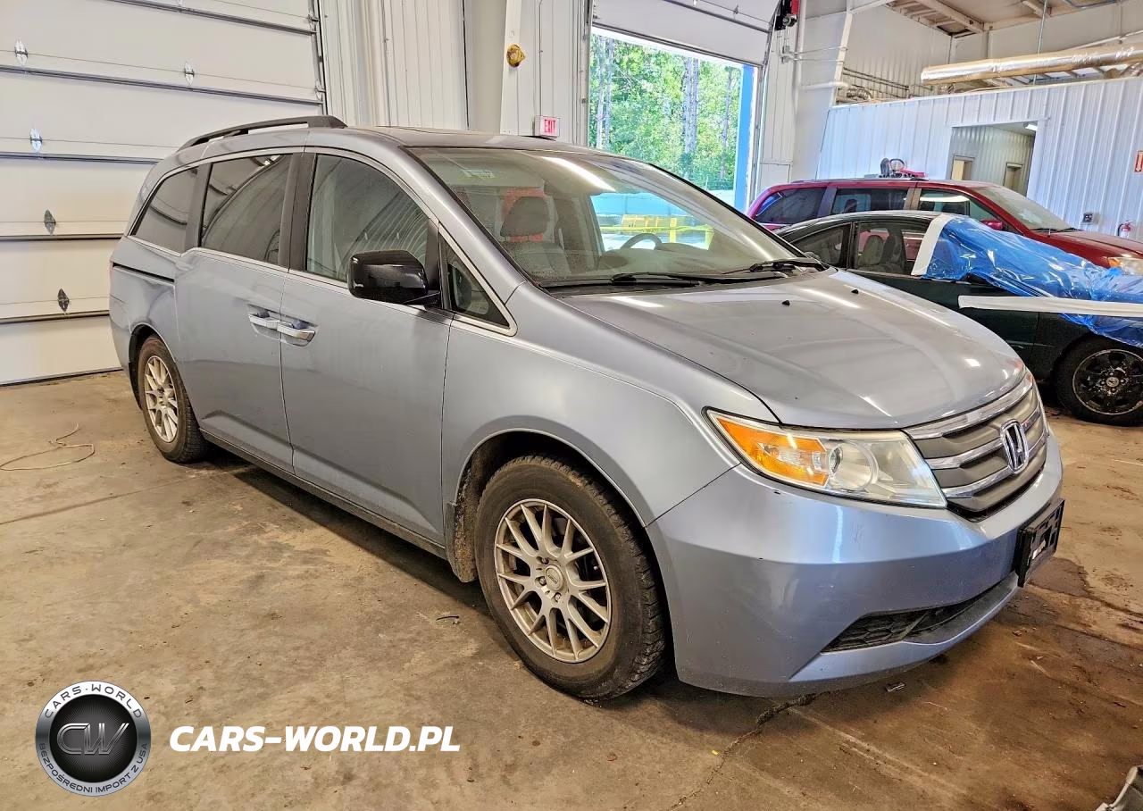 2013 Honda Odyssey Exl VIN:5FNRL5H68DB026129 - 4