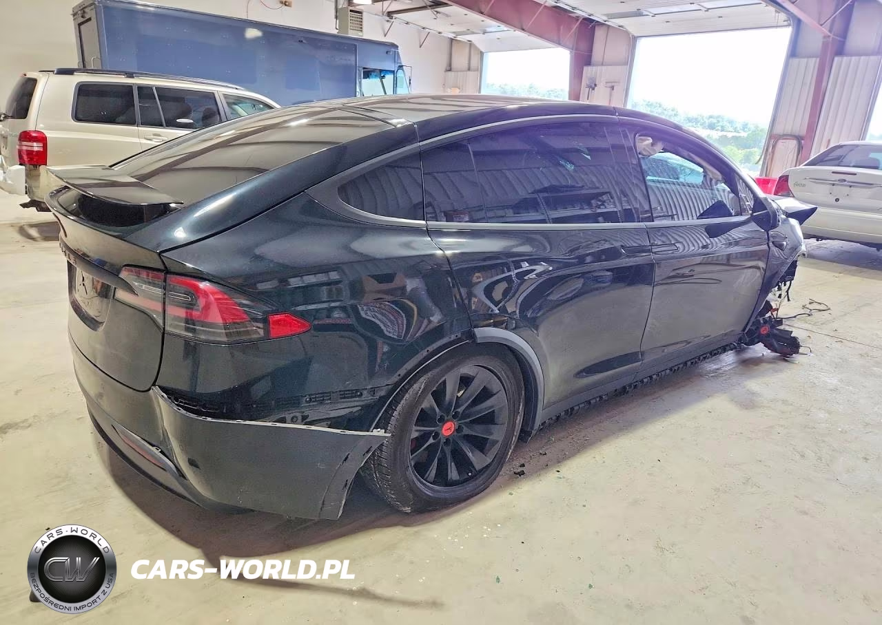 2019 Tesla Model X VIN:5YJXCDE21KF181993 - 3