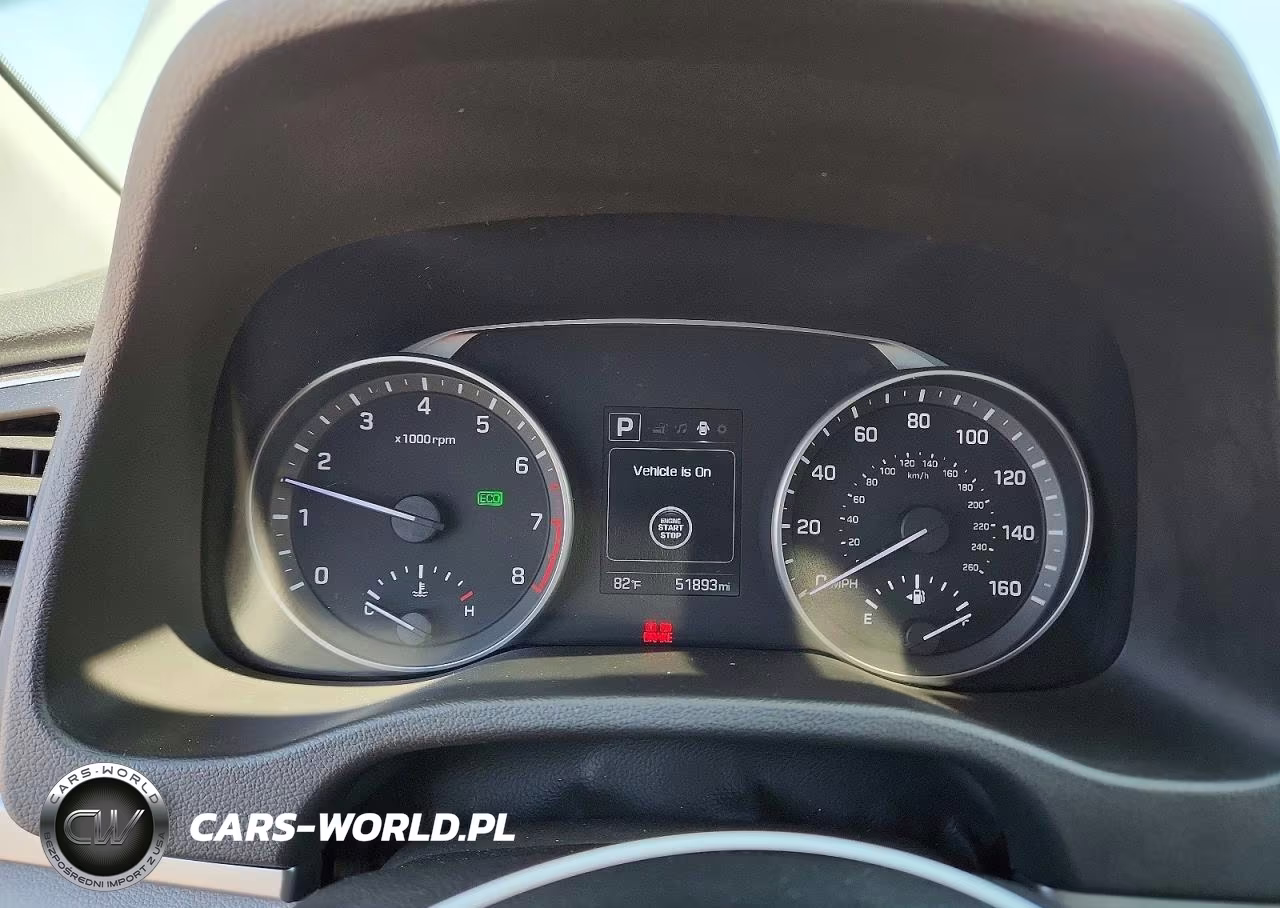 2017 Hyundai Elantra Se VIN:5NPD84LF2HH028852 - 9