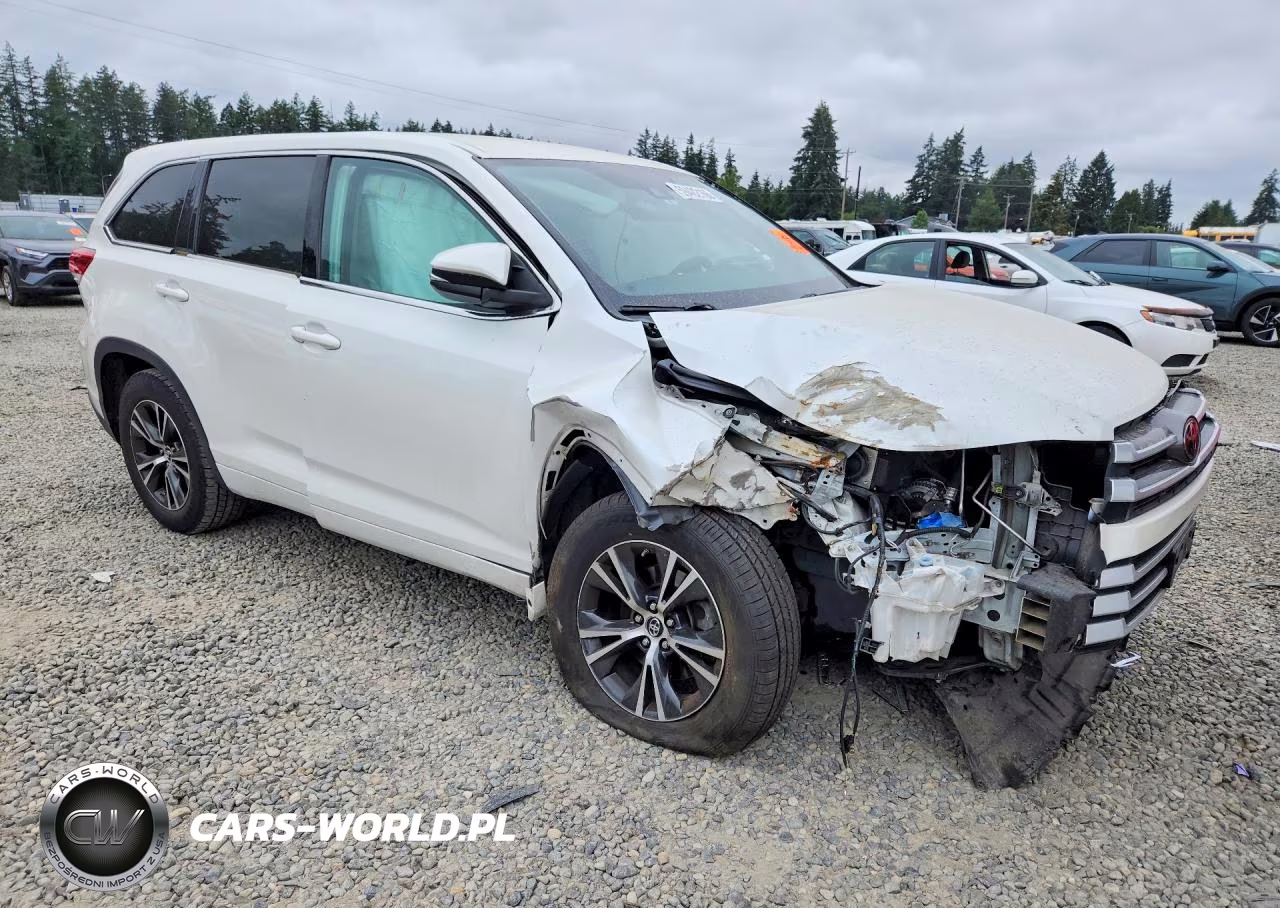 2017 Toyota Highlander Le VIN:5TDZARFH8HS025629 - 4