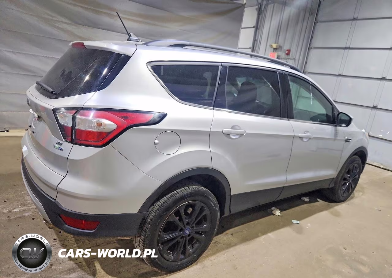 2018 Ford Escape Se VIN:1FMCU9GD8JUB06135 - 3