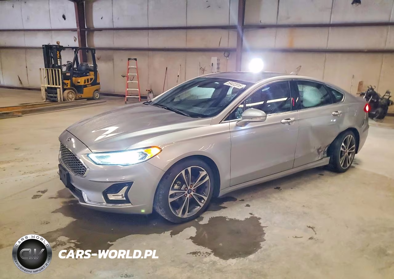 2026 Ford Fusion Titanium – zdjęcie 1 z 12