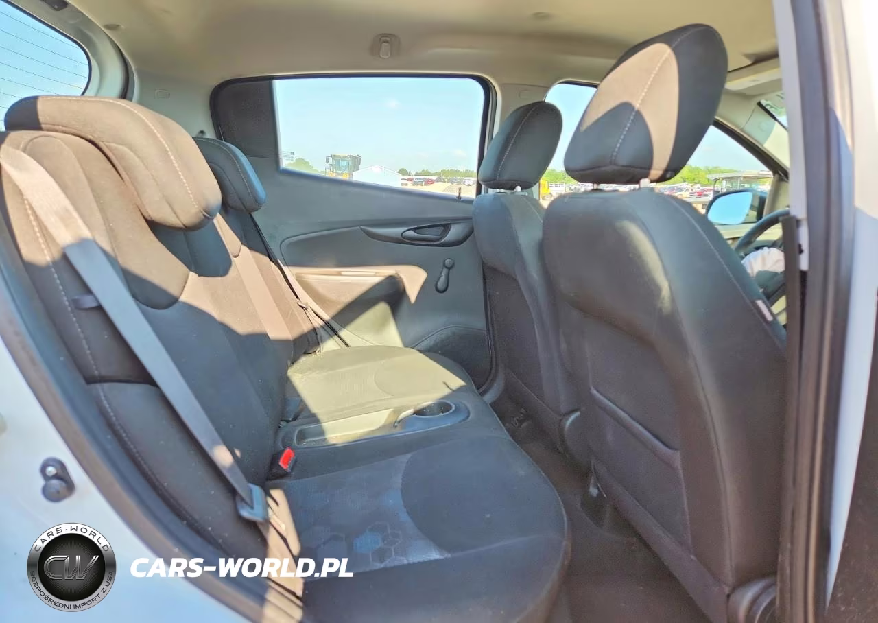 2017 Chevrolet Spark Ls VIN:KL8CB6SA8HC705633 - 10