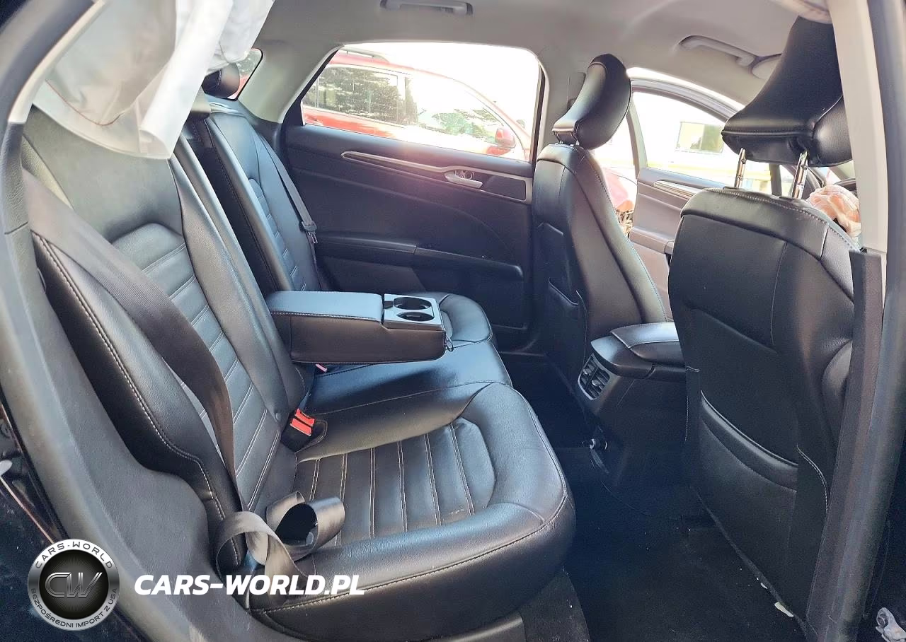 2016 Ford Fusion Se VIN:3FA6P0HD7GR158400 - 10