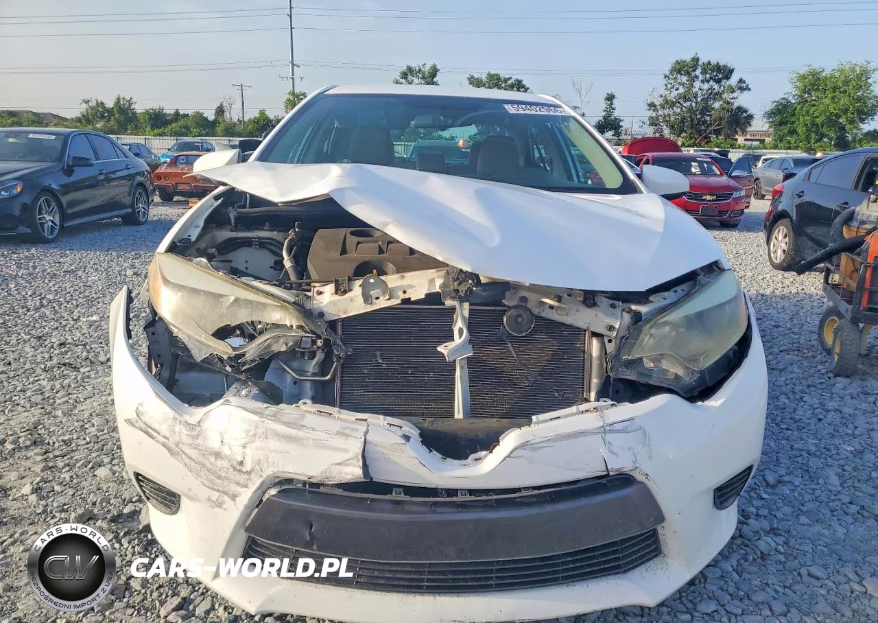 2016 Toyota Corolla Le VIN:2T1BURHE0GC590783 - 5