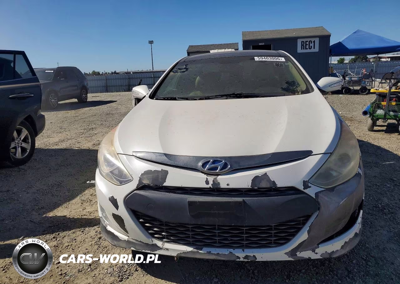 2014 Hyundai Sonata Hybrid VIN:KMHEC4A42EA107117 - 5