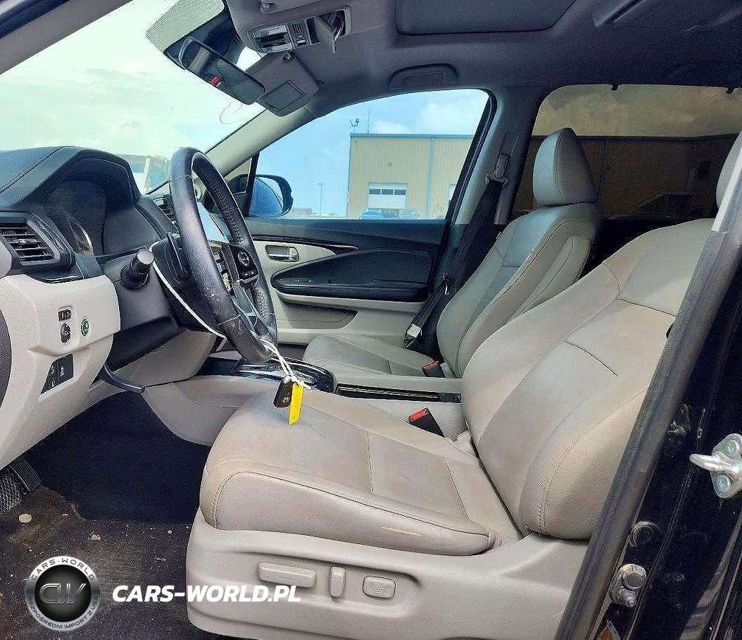 2019 Honda Pilot Touring VIN:5FNYF6H96KB019549 - 7