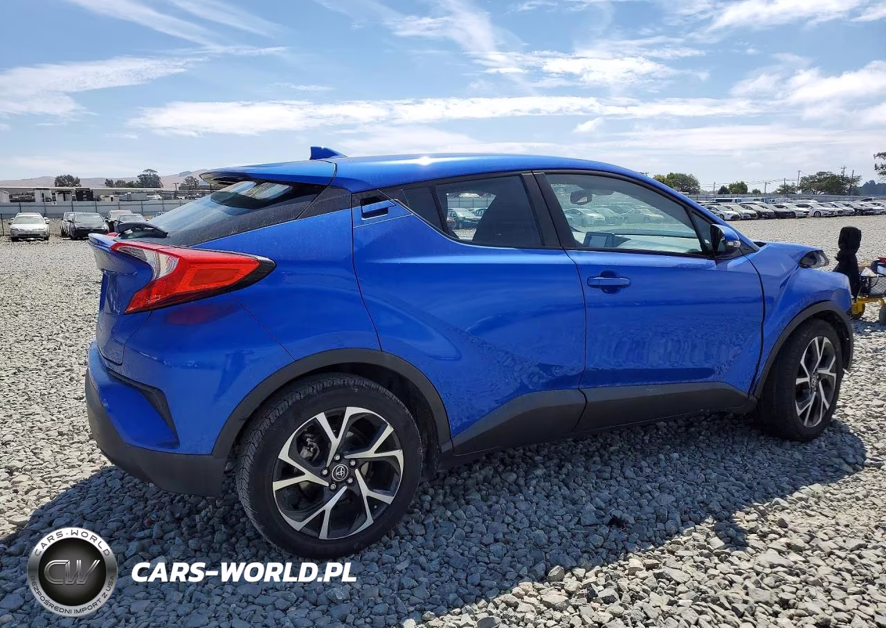 2018 Toyota C-Hr Xle VIN:NMTKHMBXXJR048136 - 3