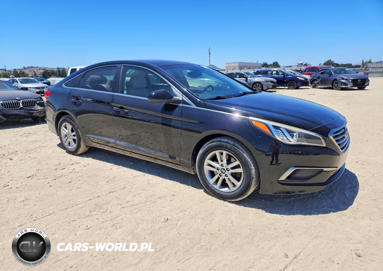 2016 Hyundai Sonata Se VIN:5NPE24AF0GH378794 - 4