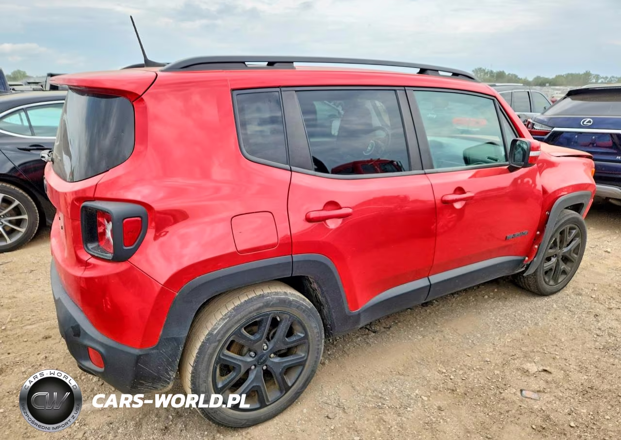 2018 Jeep Renegade Latitude VIN:ZACCJABB9JPH54900 - 3