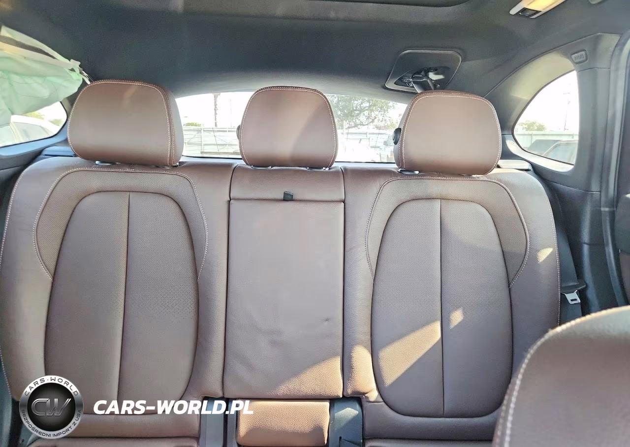 2019 BMW X1 xDrive28I VIN:WBXHT3C55K3H34594 - 10