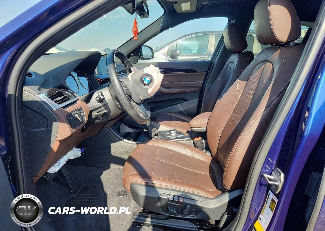 2019 BMW X1 xDrive28I VIN:WBXHT3C55K3H34594 - 7