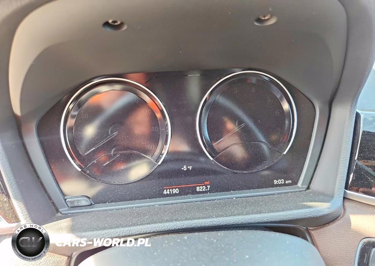 2019 BMW X1 xDrive28I VIN:WBXHT3C55K3H34594 - 9