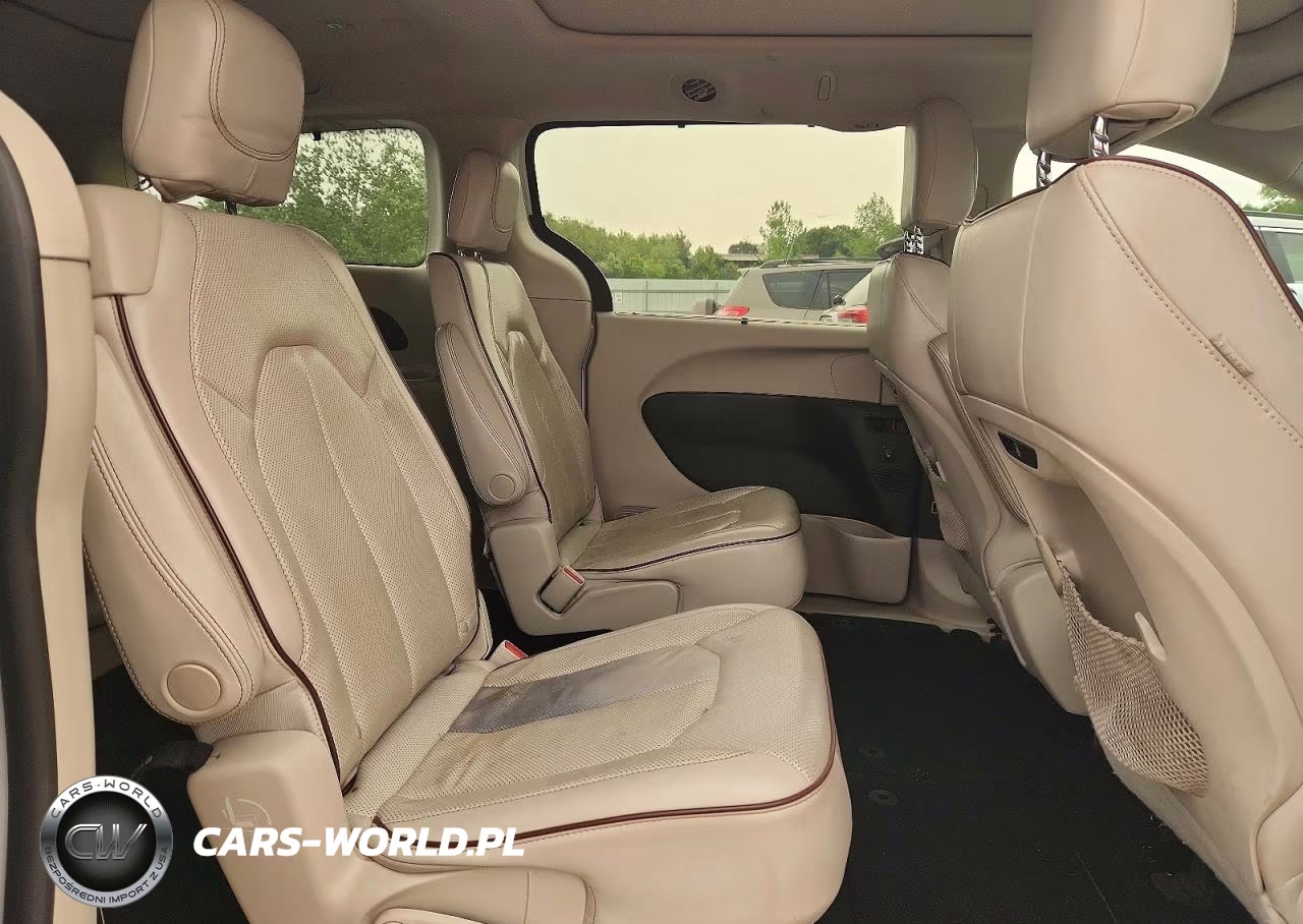 2020 Chrysler Pacifica Limited VIN:2C4RC1GG8LR276010 - 11