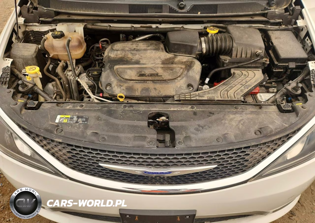 2020 Chrysler Pacifica Limited VIN:2C4RC1GG8LR276010 - 12