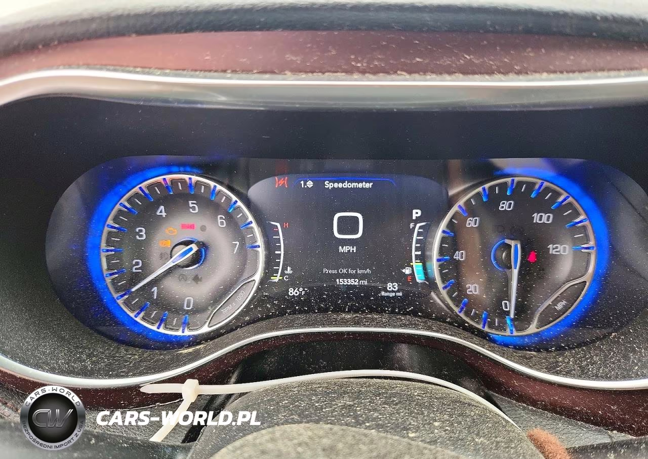 2020 Chrysler Pacifica Limited VIN:2C4RC1GG8LR276010 - 9