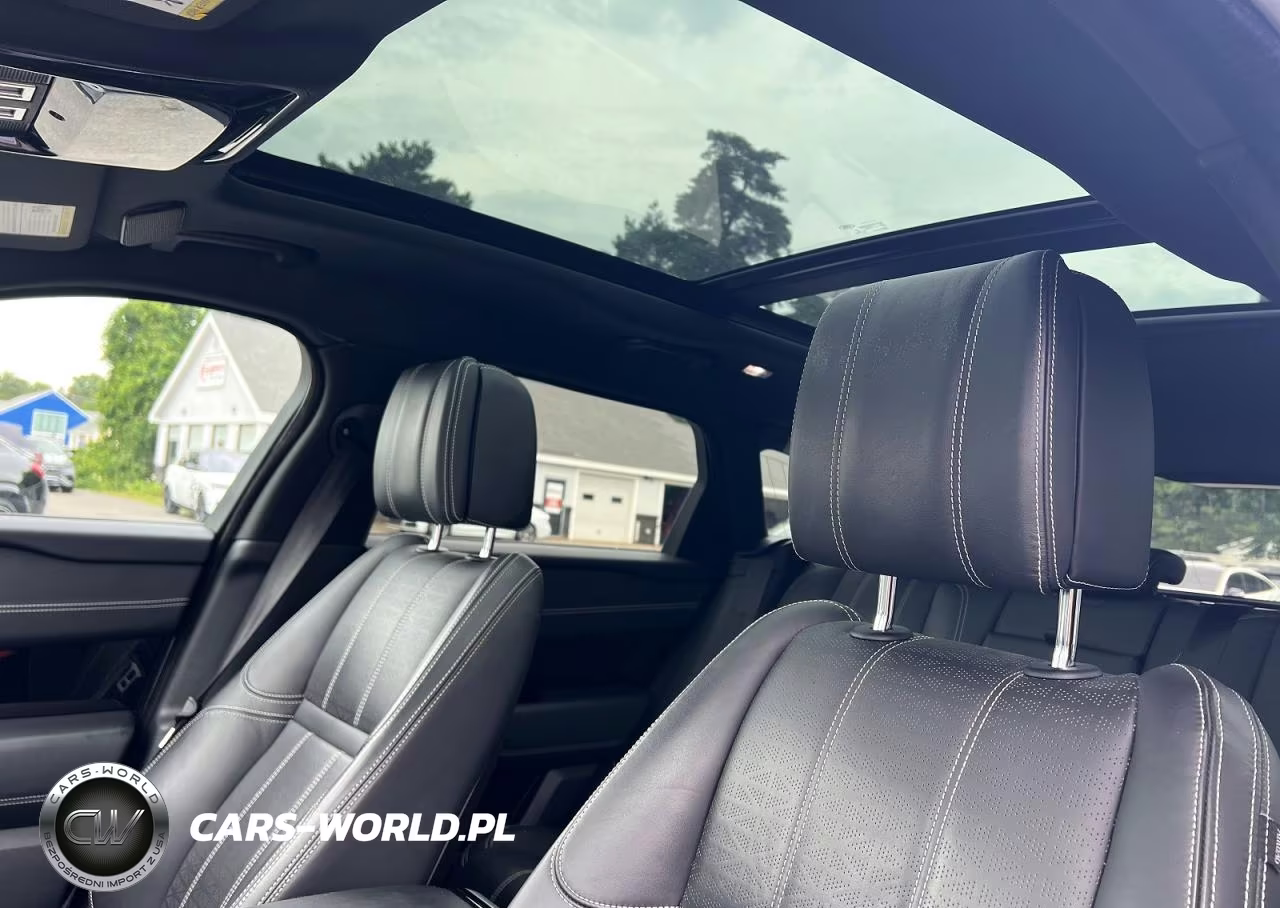 2018 Land Rover Range Rover Velar R-Dynamic Hse VIN:SALYM2RV1JA727735 - 9
