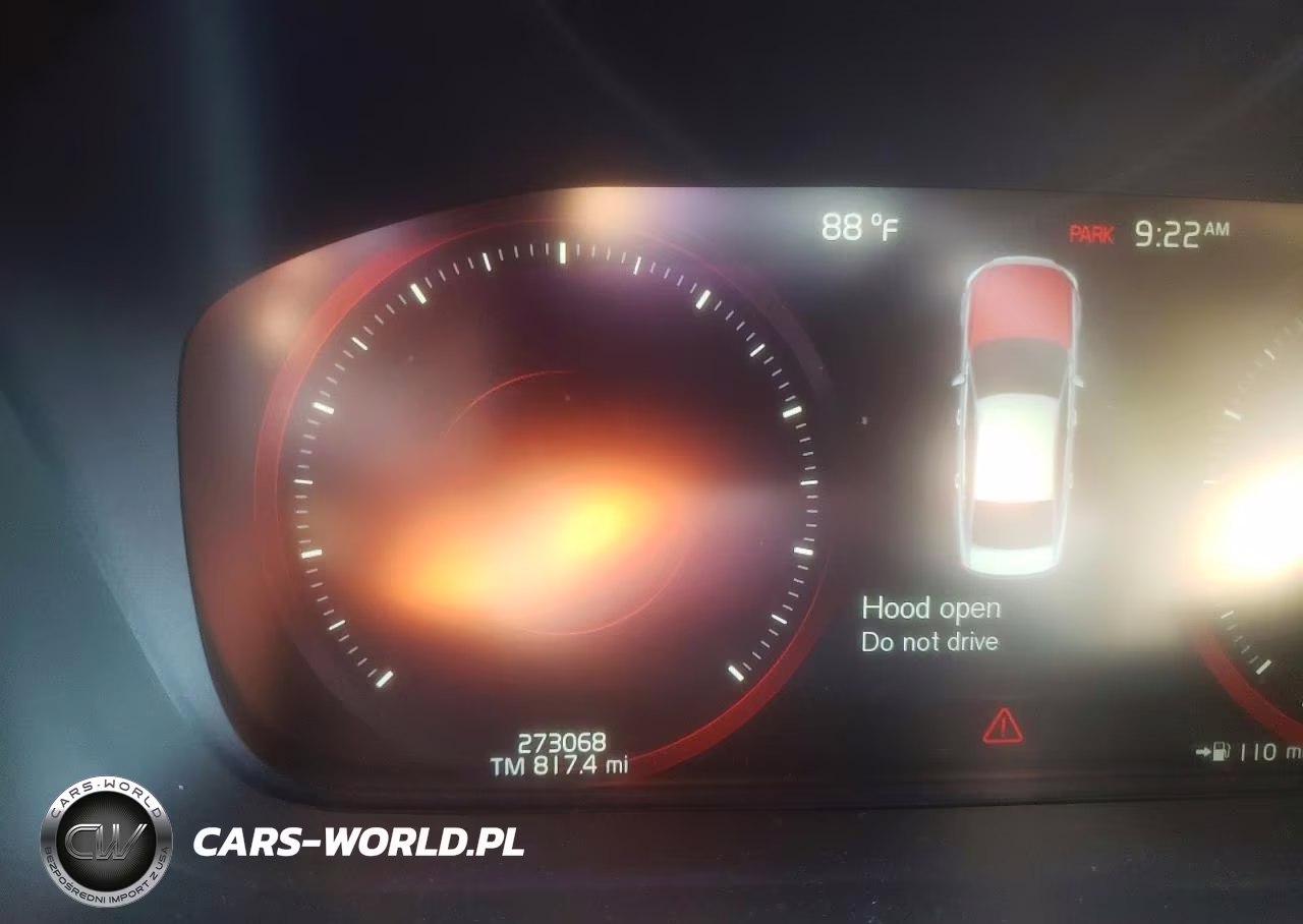 2018 Volvo S90 T6 Momentum VIN:LVY992MK2JP024452 - 9