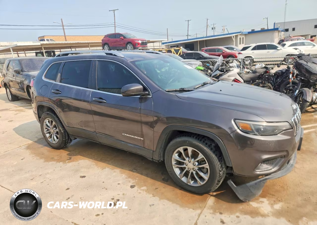 2020 Jeep Cherokee Latitude Plus VIN:1C4PJLLB9LD547601 - 4