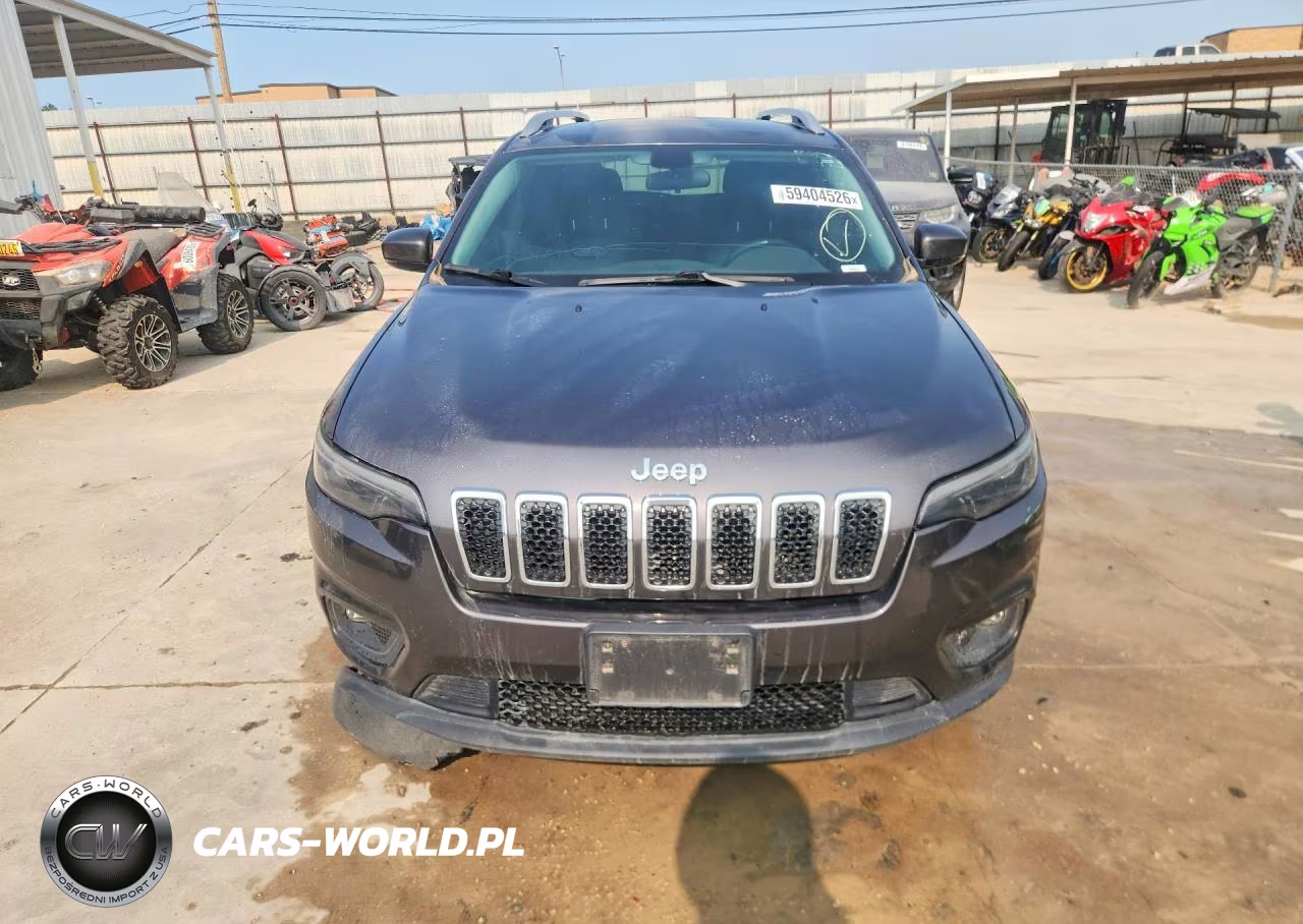 2020 Jeep Cherokee Latitude Plus VIN:1C4PJLLB9LD547601 - 5