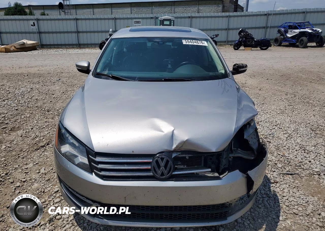 2013 Volkswagen Passat Se VIN:1VWBP7A37DC017076 - 5