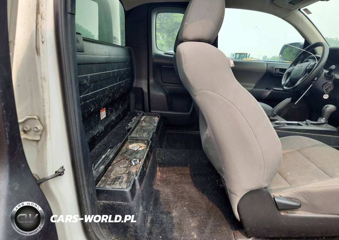 2018 Toyota Tacoma Sr VIN:5TFRX5GN8JX112703 - 10