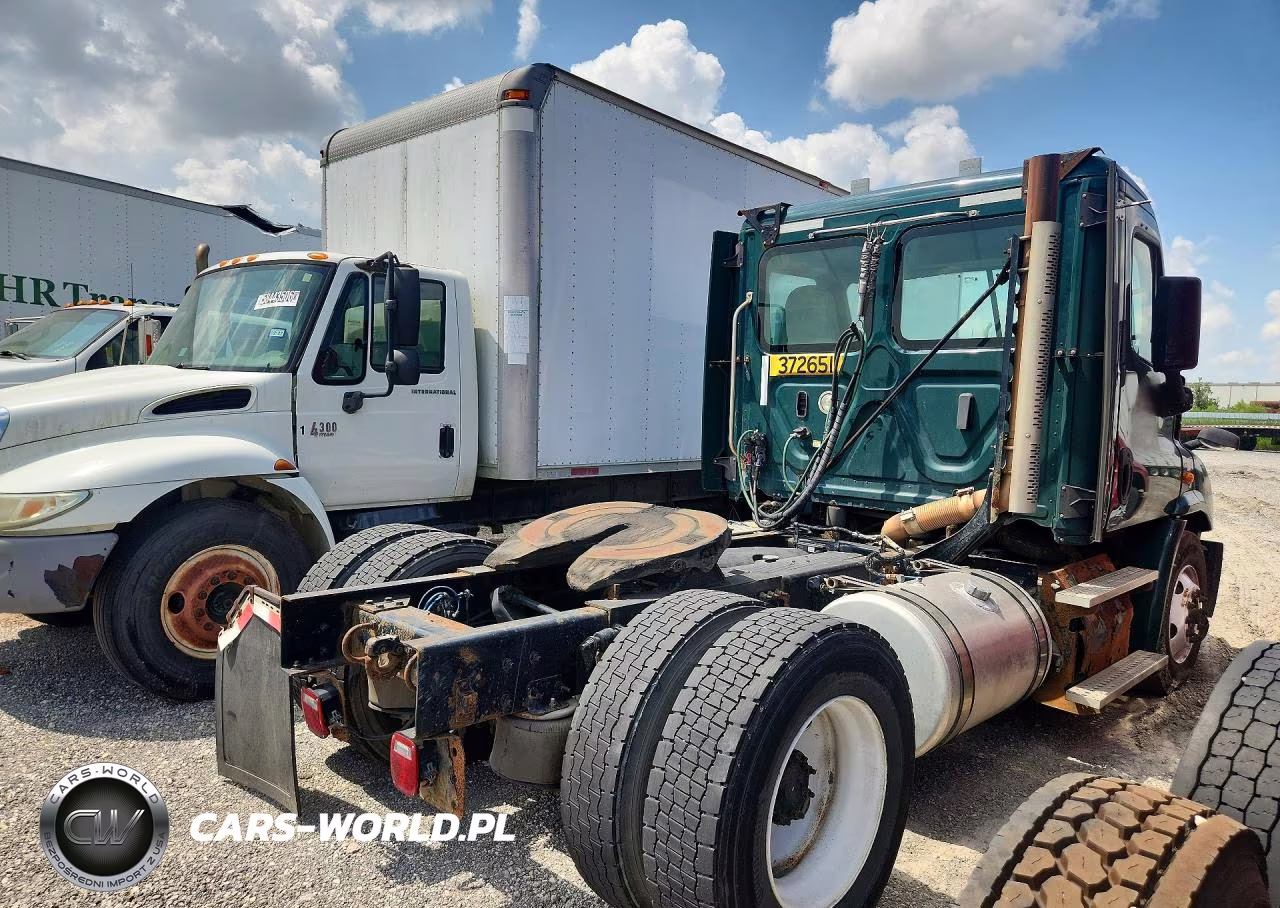 2018 Freightliner Cascadia 113 Semi Truck VIN:3AKBGADV3JSJL4479 - 3