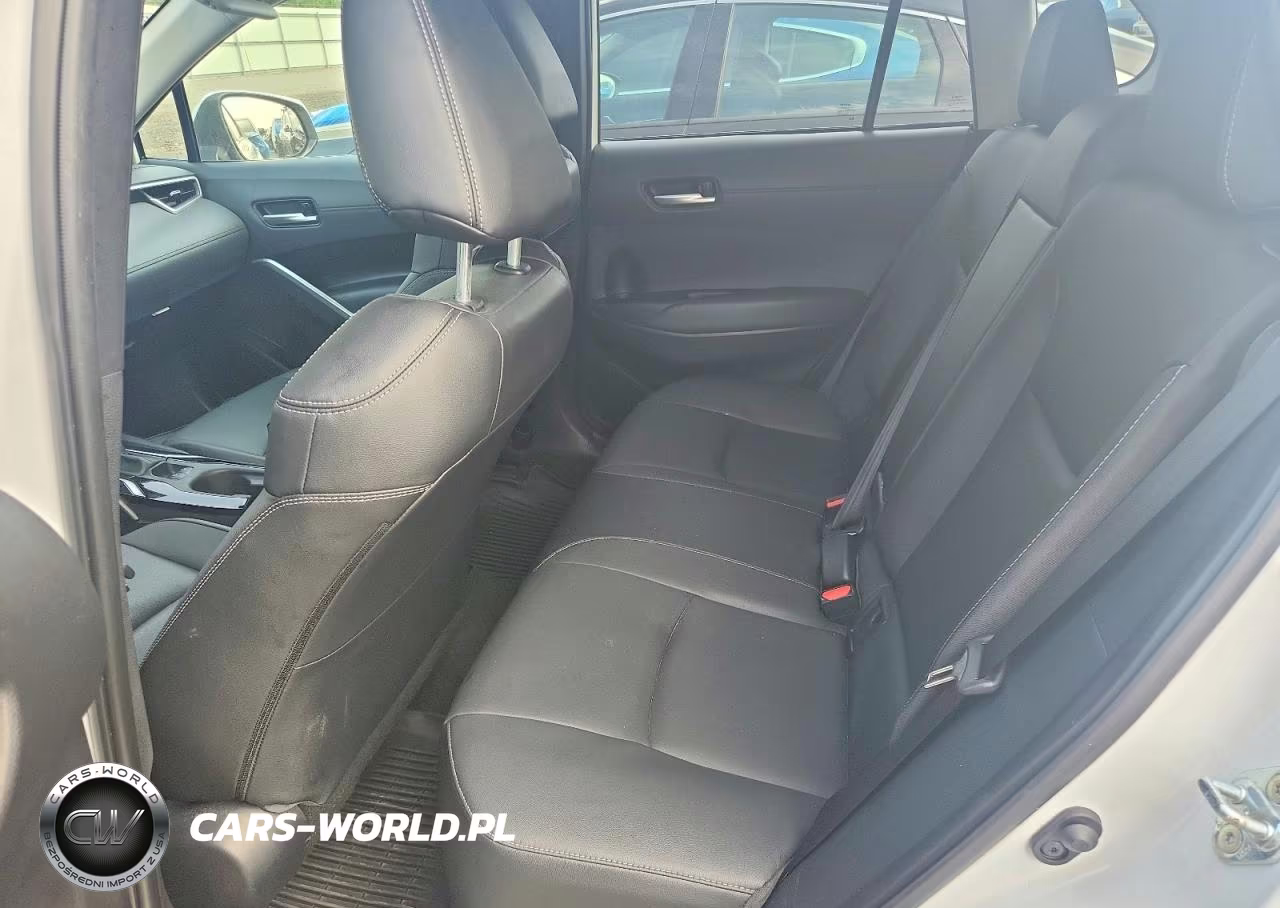 2022 Toyota Corolla Cross Xle VIN:7MUDAABG4NV012788 - 11