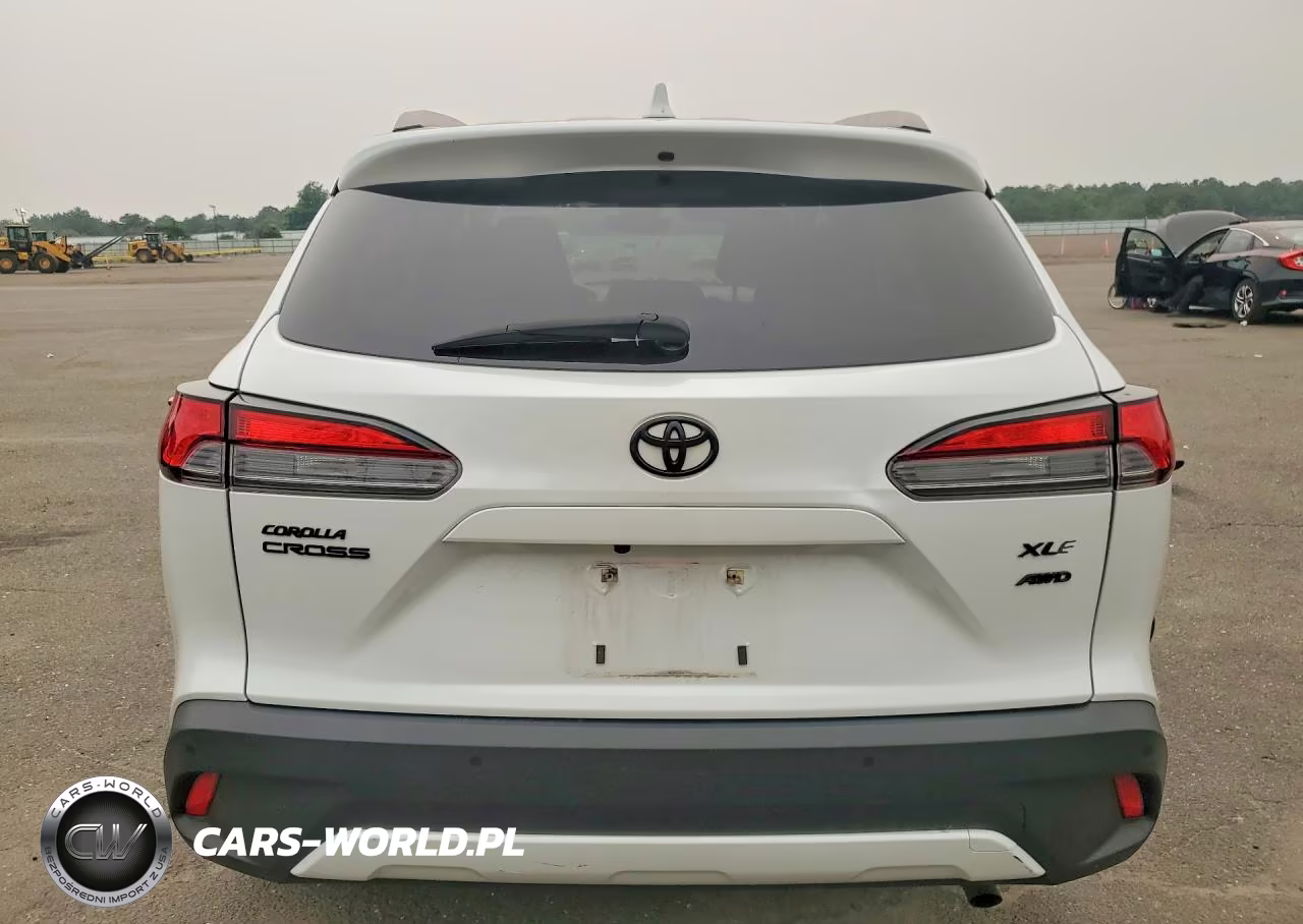 2022 Toyota Corolla Cross Xle VIN:7MUDAABG4NV012788 - 6