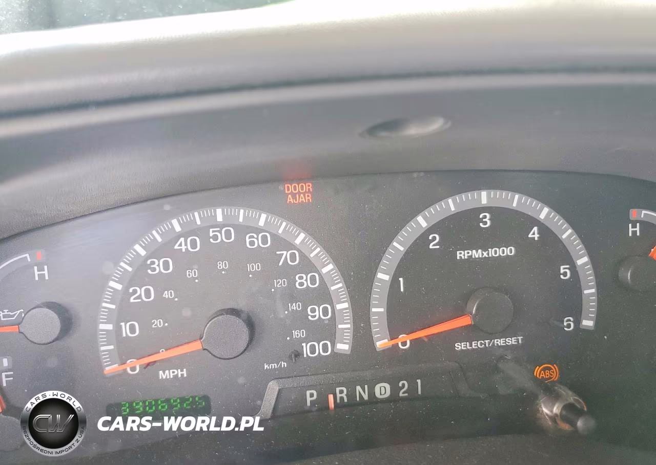 2003 Ford F150 VIN:2FTRX18W83CA93302 - 9