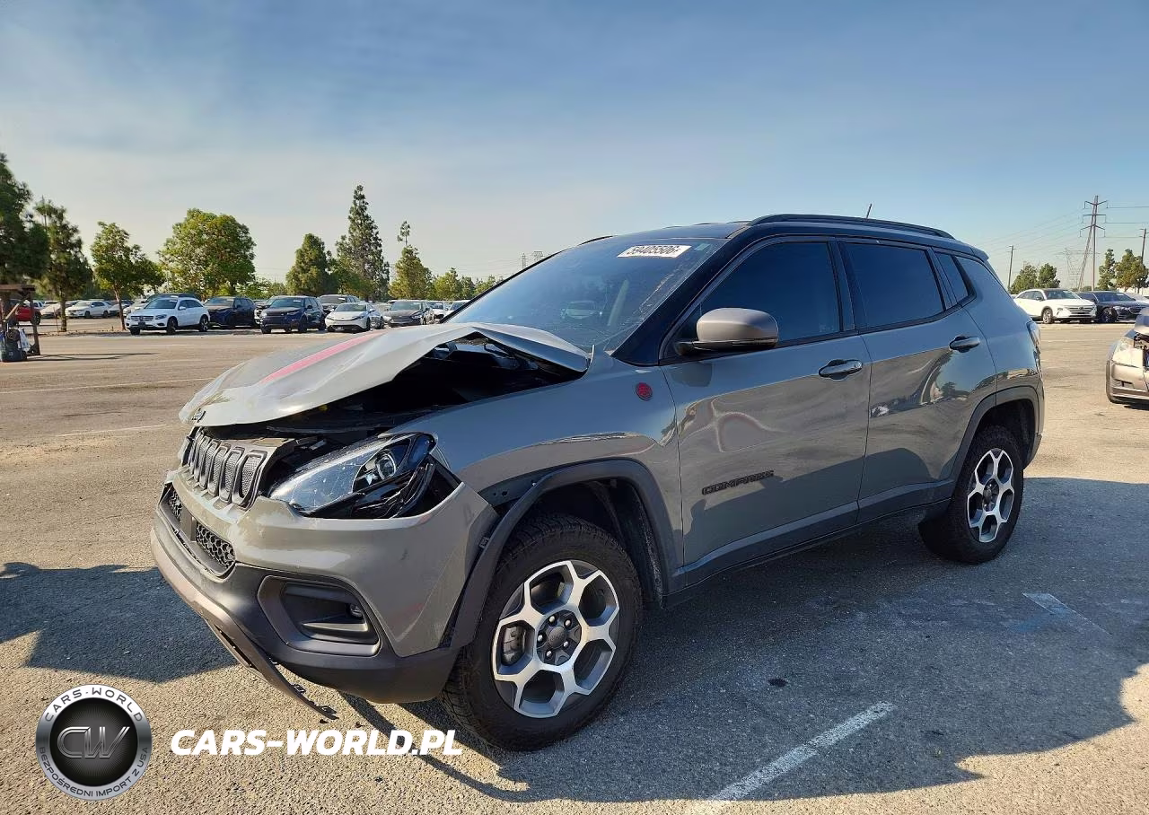 2022 Jeep Compass Trailhawk – zdjęcie 1 z 12