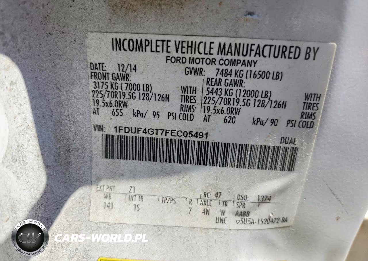 2015 Ford F450 Super Duty Bucket Truck VIN:1FDUF4GT7FEC05491 - 12