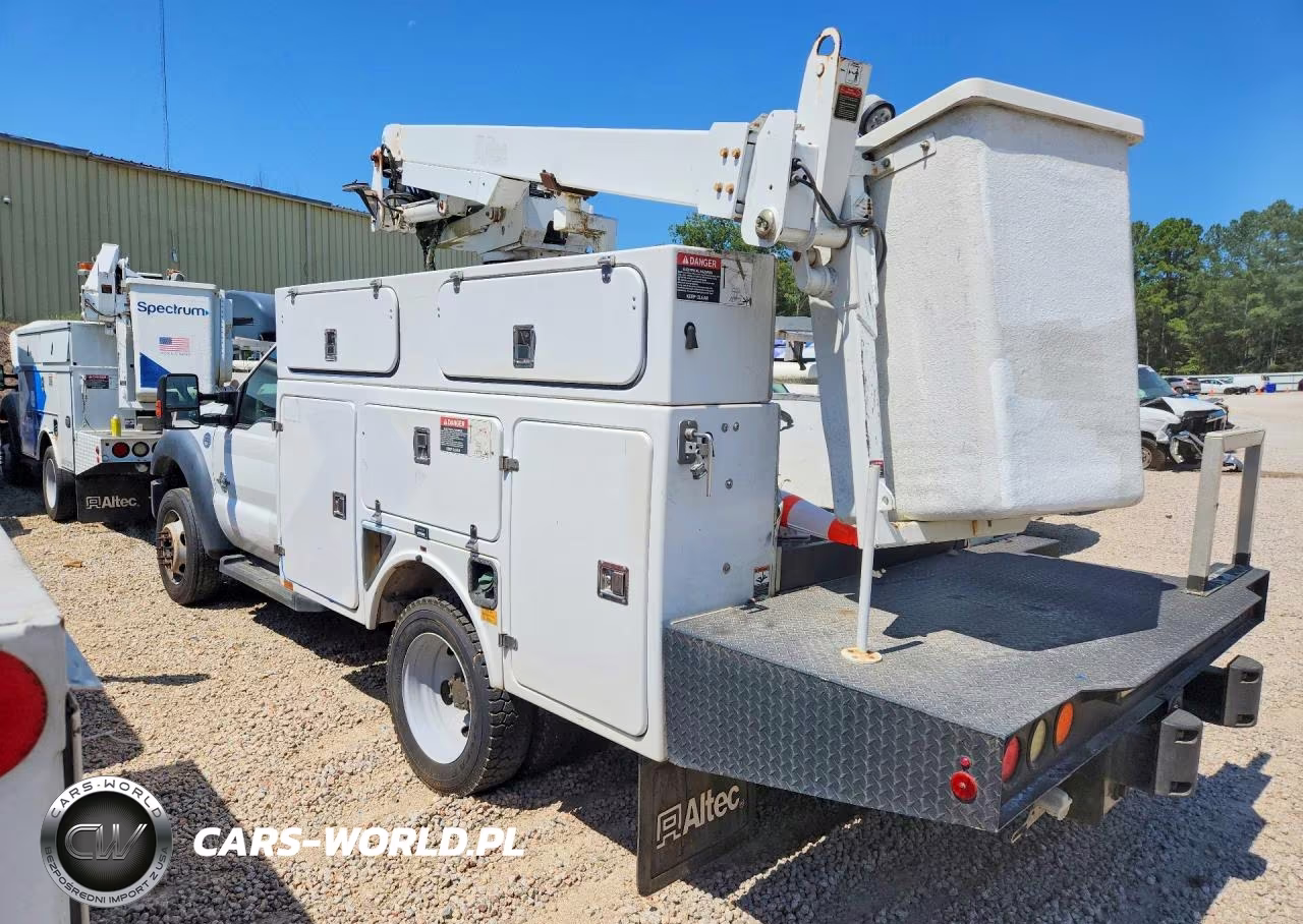 2015 Ford F450 Super Duty Bucket Truck VIN:1FDUF4GT7FEC05491 - 2