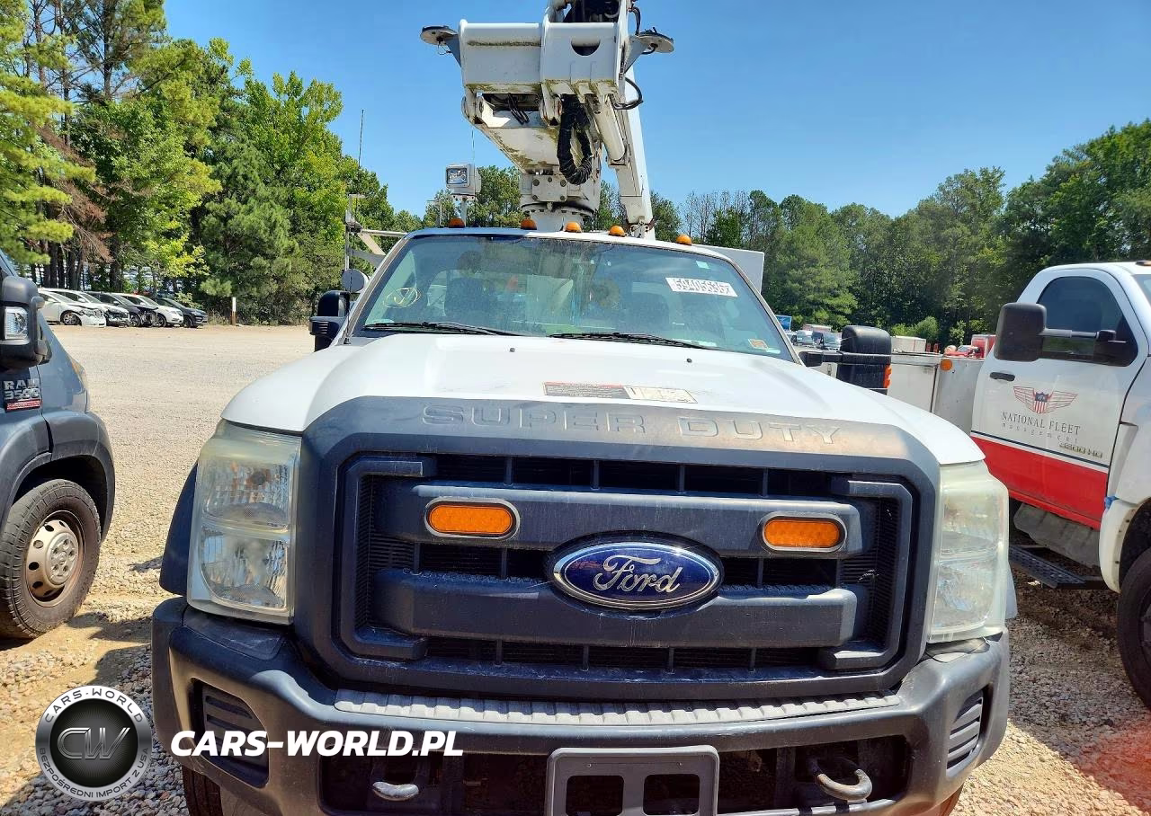 2015 Ford F450 Super Duty Bucket Truck VIN:1FDUF4GT7FEC05491 - 5