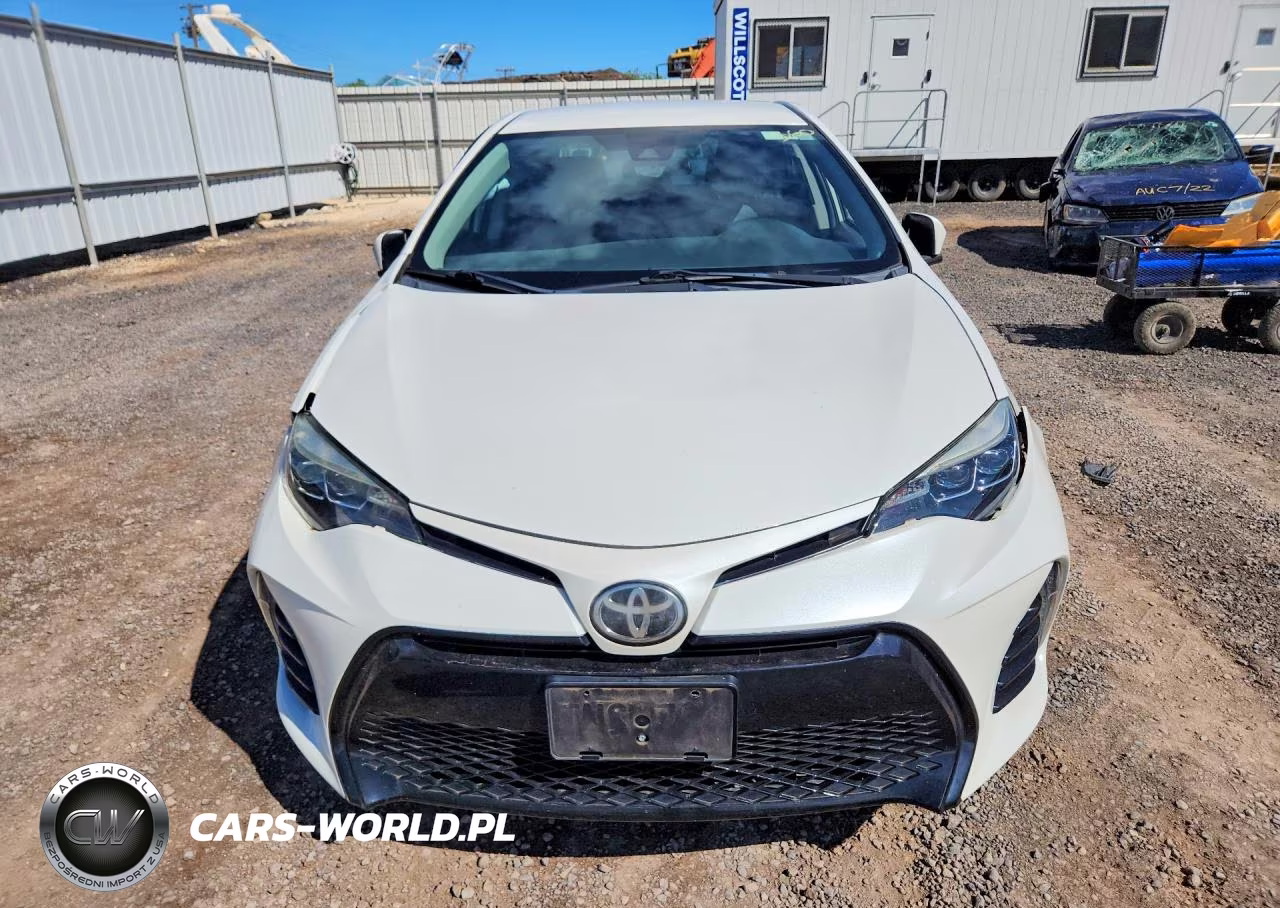 2018 Toyota Corolla L VIN:5YFBURHE7JP784153 - 5