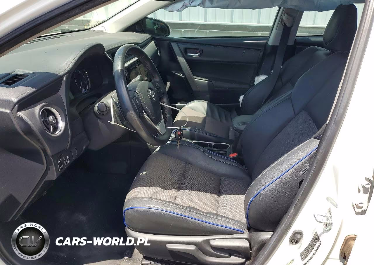 2018 Toyota Corolla L VIN:5YFBURHE7JP784153 - 7