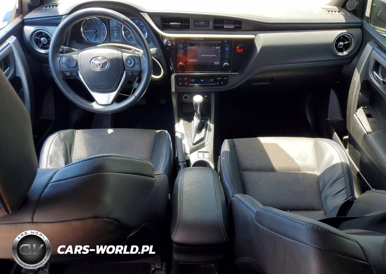 2018 Toyota Corolla L VIN:5YFBURHE7JP784153 - 8
