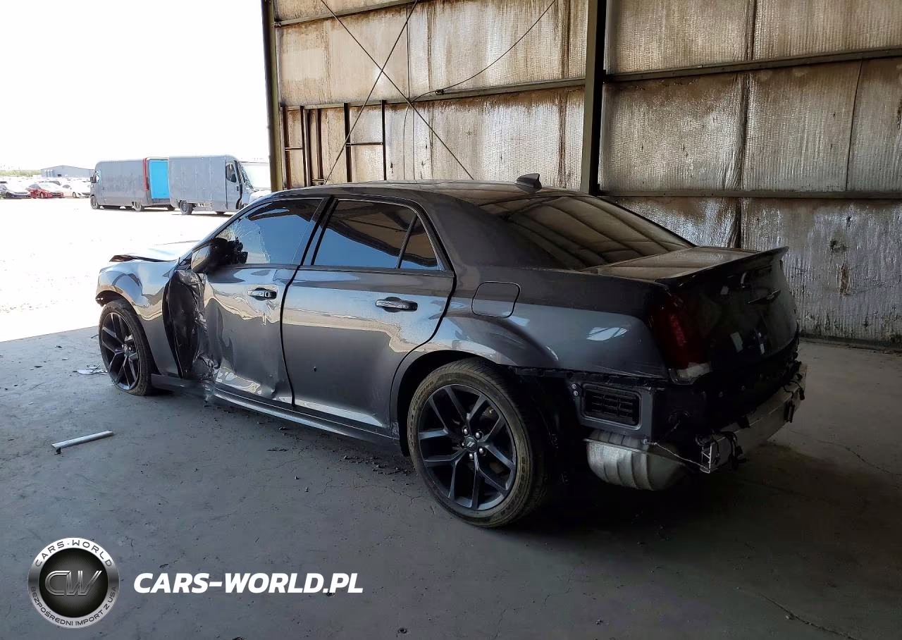 2018 Chrysler 300 S VIN:2C3CCABG6JH261364 - 2