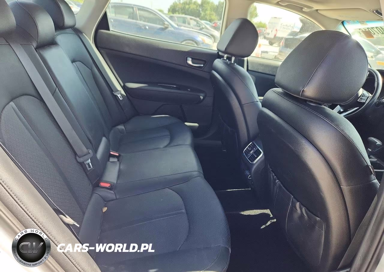 2019 Kia Optima Ex VIN:5XXGU4L12KG330691 - 10