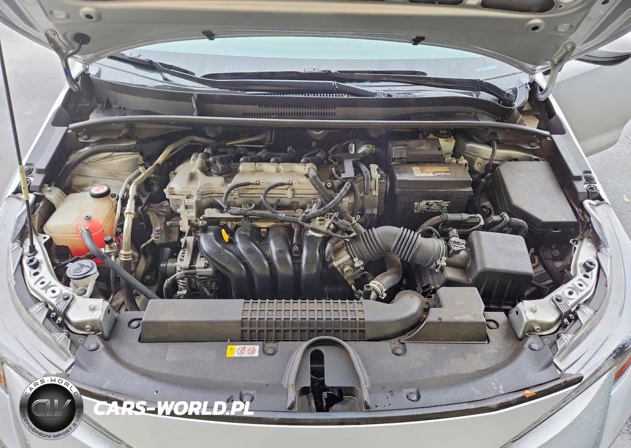 2022 Toyota Corolla Le VIN:JTDEPMAE3N3032823 - 11