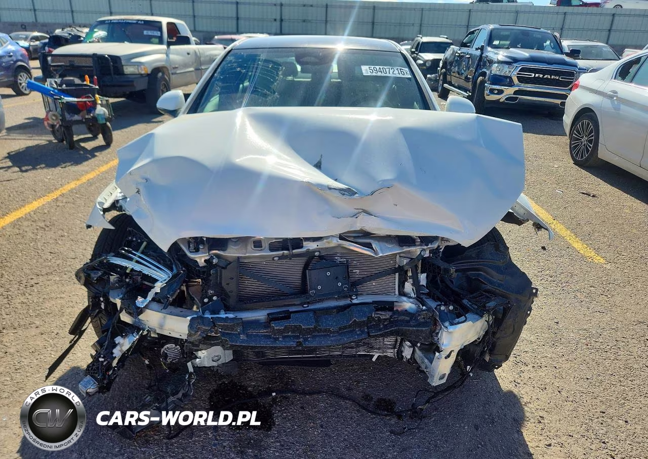 2026 Mercedes-Benz C 300 4Matic VIN:W1KAF4HB8TR311181 - 5