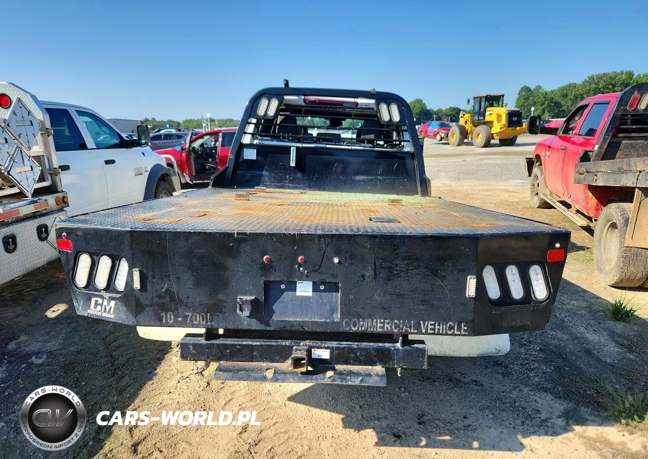 2024 Chevrolet Silverado K3500 VIN:1GB4YSE77RF225493 - 6