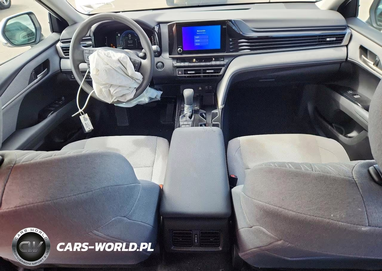 2025 Toyota Camry Le VIN:4T1DBADK2SU516834 - 8