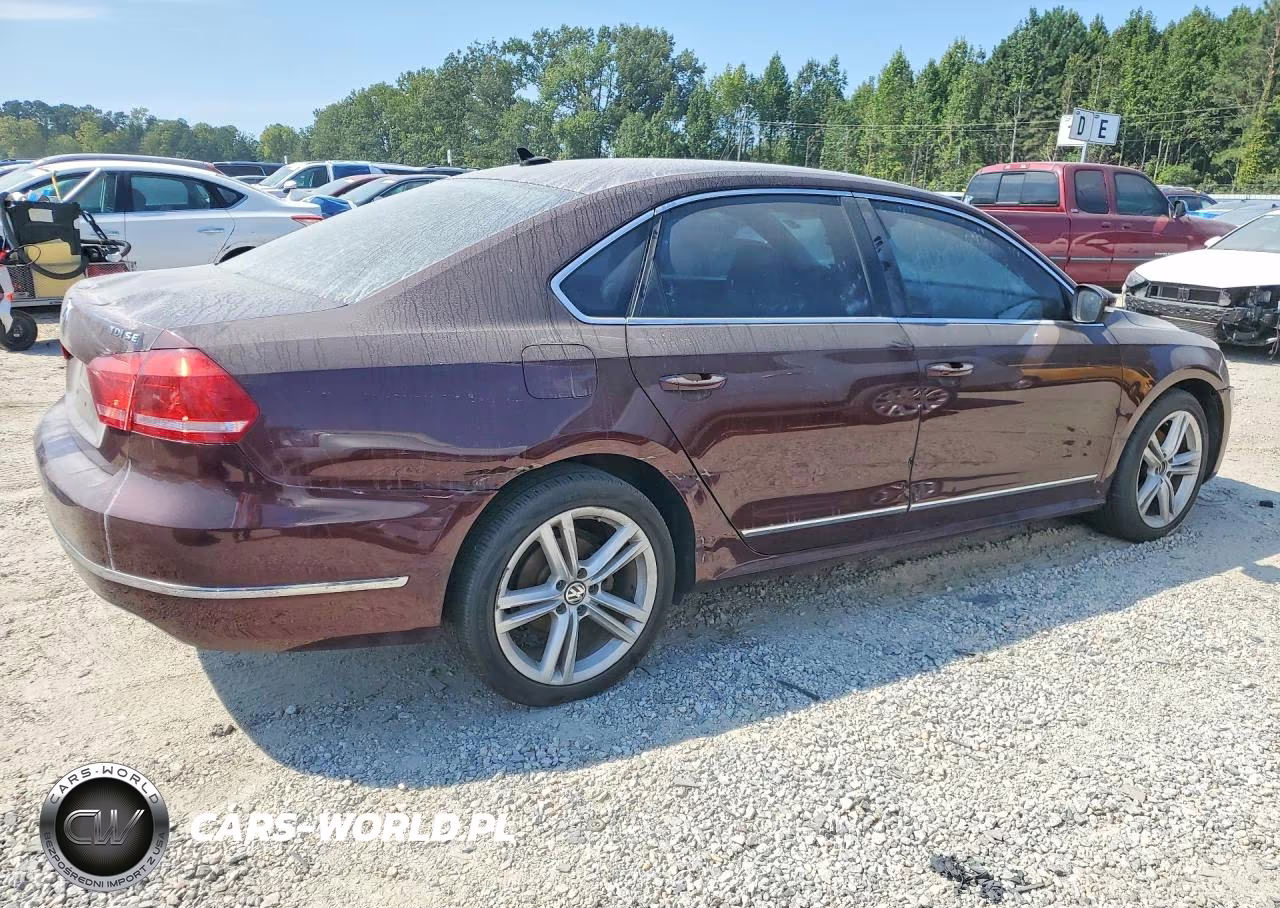 2013 Volkswagen Passat Sel VIN:1VWCN7A32DC103681 - 3