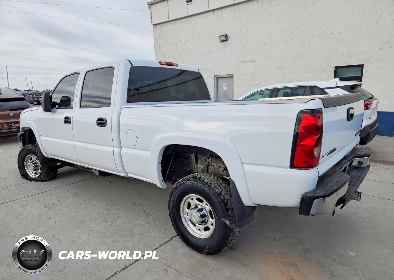 2005 Chevrolet Silverado K2500 Heavy Duty VIN:1GCHK23225F838766 - 2