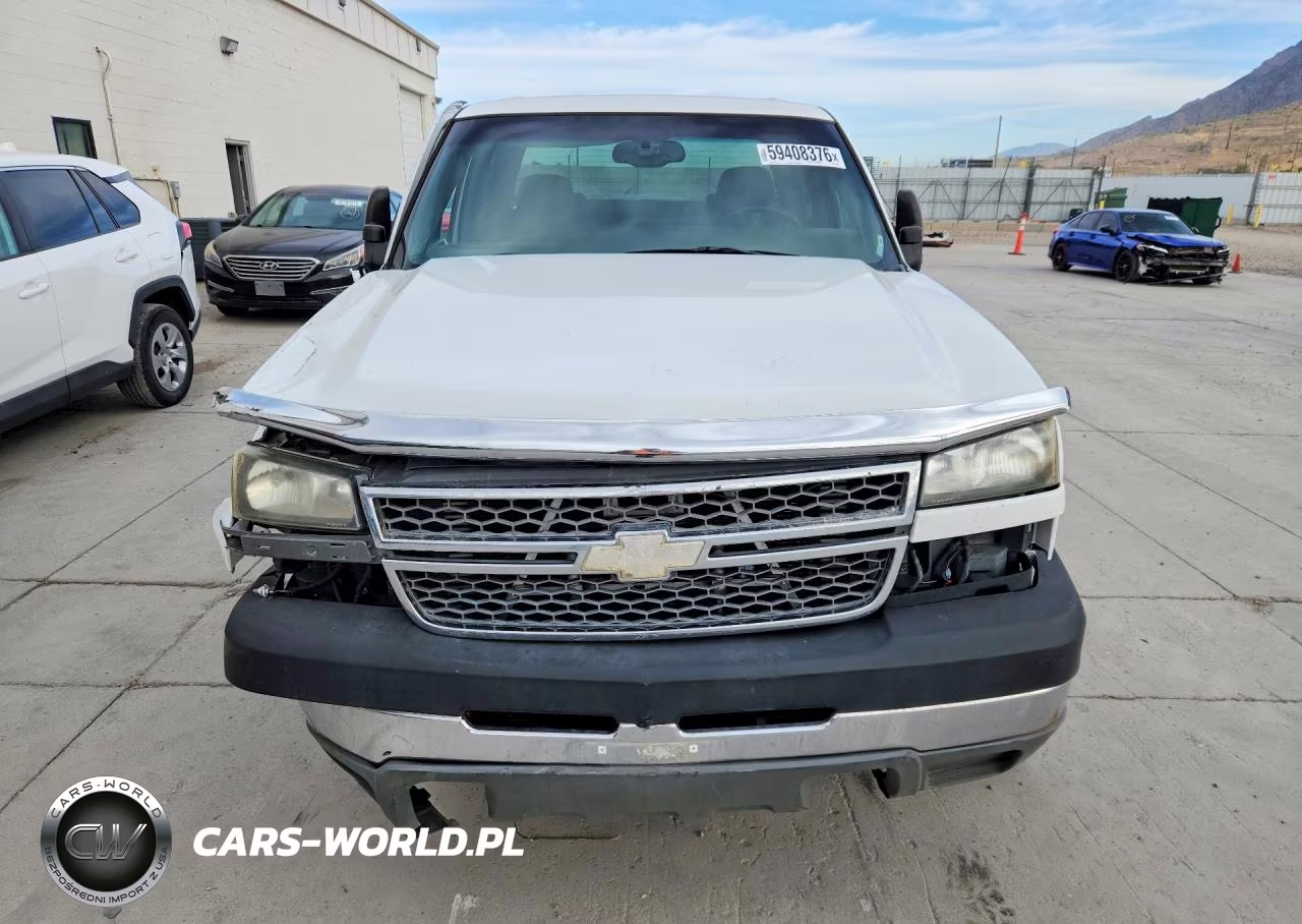 2005 Chevrolet Silverado K2500 Heavy Duty VIN:1GCHK23225F838766 - 5