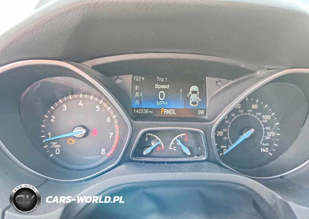 2015 Ford Focus Se VIN:1FADP3F2XFL203708 - 9